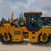 Compacte rouleuse à double tambour 10t XD103 avec réservoir d'eau de 740L et ±38 °   Direction pour les travaux municipaux et de terrassement