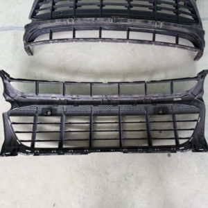 Grille noire centrale de pare-chocs avant d'origine utilisée de nouveau style pour la Porsche <span class=keywords><strong>Macan</strong></span> 95B 2015-2017 - Product Image 2