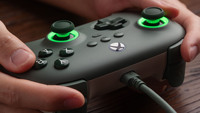 Control de Juego con Cable 8BitDo Ultimate C, Iluminación RGB, Anillo de Fuego, Motor de Vibración, Giroscopio de Seis Ejes para Series X/S Windows