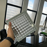 Bloc de verre décoratif creux à motif géométrique premium pour la décoration murale intérieure moderne des maisons - Vente en gros