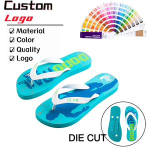 Infradito Personalizzate OEM/ODM con Logo, Design Traforato, Infradito da Uomo e Ciabatte da Donna con Taglio Personalizzato - Product Image 1