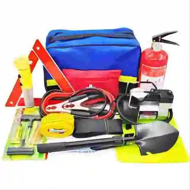 Set di strumenti di sicurezza portatile per auto con un set completo di kit di strumenti di emergenza per veicoli di soccorso stradale