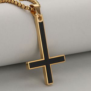 Collar con Colgante de Cruz Invertida Simple de Acero Inoxidable para Hombre y Mujer, Estilo Punk, Moderno, Cristiano, Católico, Amuleto de Oración, Joyería, Regalo - Product Image 3