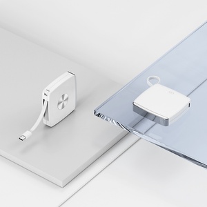 Cargador Portátil de Alta Calidad, Mini Banco de Energía Compacto de 5000 mAh, Cargador de Emergencia para Viajes al Aire Libre con Cable y Colgante - Product Image 5