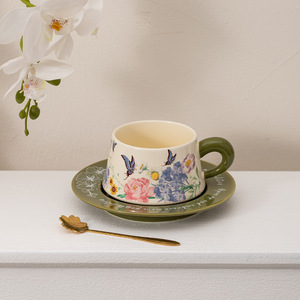 Venta caliente nuevo creativo lujo Floral <span class=keywords><strong>tazas</strong></span> de café de cerámica logotipo personalizado Retro hecho a mano leche porcelana taza de té con platillos - Product Image 4