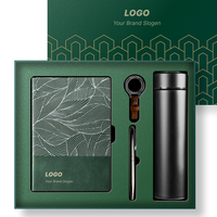 Bedrucktes Logo Dunkelgrünes PU-Notizbuch Stift Schlüsselanhänger Vakuumflasche Elegante Firmengeschenkbox Kundenspezifische Farbe