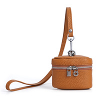 Nouvelle pochette souple à suspendre au cou pour pièces de monnaie, étui de rangement en cuir pleine fleur, mini sacs de voyage personnalisés à fermeture éclair ronde pour rouge à lèvres et maquillage