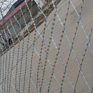 Grillage de protection en acier inoxydable soudé, type rasoir, maille diamantée, pour clôture - Product Image 1