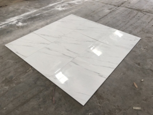 <span class=keywords><strong>Piastrelle</strong></span> in Gres Porcellanato Lucido Bianco Carrara <span class=keywords><strong>60x60</strong></span> per Pareti Interne e Pavimenti del Bagno - Product Image 6