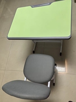Tables et chaises d'école et de salle de classe modernes et confortables personnalisées en gros pour chambre à coucher, salon, bureau à domicile, bureau d'enfant