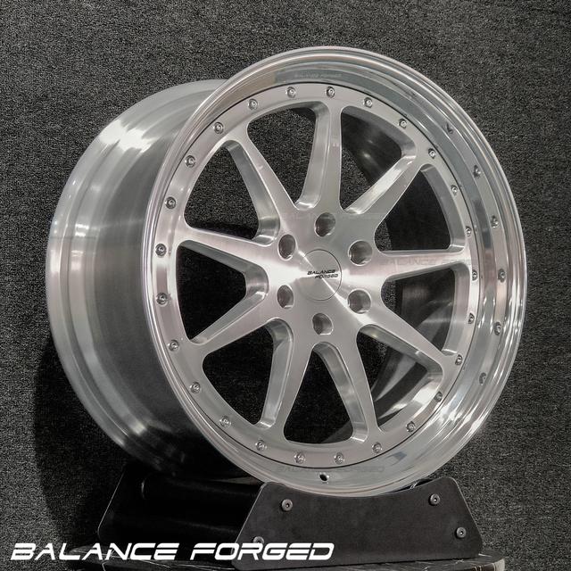 Forged 2-piece Alloy 5x114.3 5x120 6x139.7 5x127 Wheels Custom Luxury Rims for Mercedes Ferrar C8 16-26 Inch Chrome Car Wheels