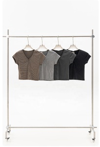 <span class=keywords><strong>T</strong></span>-<span class=keywords><strong>shirt</strong></span> pour <span class=keywords><strong>femme</strong></span> à col en V, <span class=keywords><strong>gris</strong></span> clair, nouvelle mode, logo personnalisé, mélange de coton et de spandex, <span class=keywords><strong>t</strong></span>-<span class=keywords><strong>shirt</strong></span> slim à boutons - Product Image 6