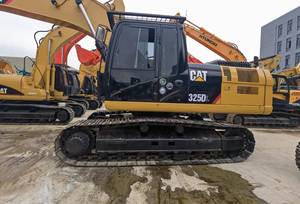 รถขุดไฮดรอลิกตีนตะขาบ CAT 25 ตัน รุ่น CAT 325D2L ประหยัดน้ำมัน รถขุดมือสอง รุ่น 325C 325D ประสิทธิภาพสูง ทนทาน พร้อมใช้งาน - Product Image 6