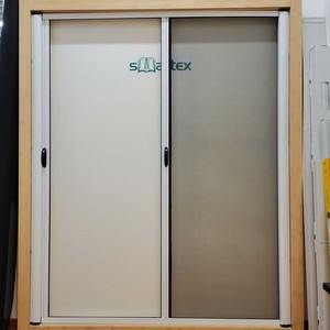 Puerta <span class=keywords><strong>Mosquitera</strong></span> <span class=keywords><strong>Enrollable</strong></span> Retráctil sin Rieles, Pantalla Plisada Antimosquitos para Entrada de Villa de Lujo - Product Image 2