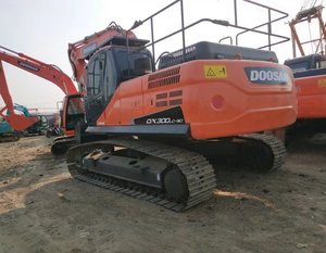 Excavadora Doosan Dx300 Ecológica, de Larga Duración, Gran Capacidad de Combustible, Súper Estabilidad, Excavadora de Tipo Oruga en Venta - Product Image 2