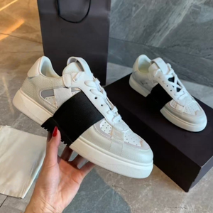 2026 new designer <b>shoes</b> fashion retro running Casual <b>men</b> <b>shoes</b> Anti-slip sneakers <b>men</b> lace walking style <b>shoes</b> for women - Product Image 1