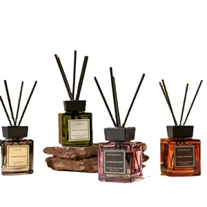 Aromatic Wholesale Color Bottle Reed Diffuser with Wood Lid