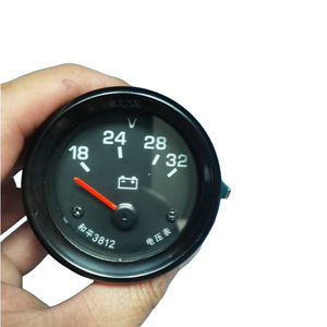 Voltímetro Dongfeng 153 Cummins, 18-32V, Tipo Redondo con Puntero, Medidor de Voltaje para Automóvil, Monofásico, CC, Material ABS - Product Image 1