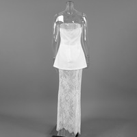 Ensemble deux pièces élégant sans bretelles pour femme - Haut structuré ajusté et jupe longue en dentelle florale transparente pour mariages et événements formels