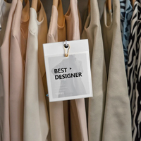 Étiquettes volantes personnalisées pour vêtements Nouveau design Étiquettes en papier d'art avec œillet et technique de timbre à cordes
