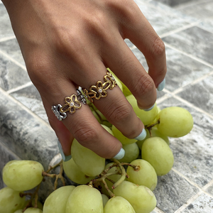 Anillo Abierto de Flor en Acero Inoxidable Chapado en Oro de 18K con Circonita Blanca Brillante, Ajustable, para Mujer, Joyería Floral J&D - Product Image 3