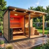Sauna extérieur trois-en-un : douche, pavillon lounge et baignoire eau chaude/froide, grande sauna.