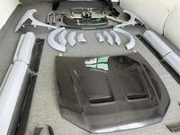 Nouveau kit carrosserie noir semi-carbone M-DRY pour Audi Q8 RSQ8, avec pare-chocs avant et arrière et jupes latérales