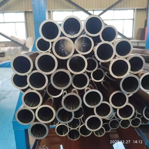 Tuyau en <span class=keywords><strong>acier</strong></span> sans soudure pour le honage, conforme à la norme ASTM, certifié CE, avec surface raclée à l'intérieur, pour cylindre hydraulique d'excavatrice, service de découpe de barillets - Product Image 4