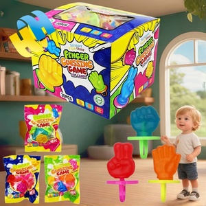 Dulces al por mayor Halal, piruletas duras mixtas de frutas con juego de adivinanzas de papel, tijera y piedra, caja de lápiz labial, caramelos multicolor para niños - Product Image 1