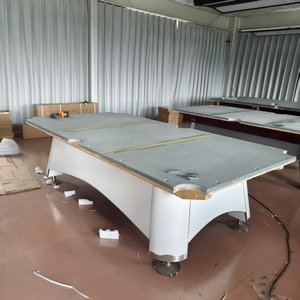 Mesa de Billar Profesional de Nona Bola de Sexta Generación, Tamaño Estándar, Patas Metálicas Resistentes, Estructura de Madera Sólida, Uso en Interiores - Product Image 2