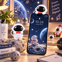 Figurines décoratives d'astronautes, mini figurines décoratives mignonnes pour téléphone, ordinateur portable, bureau, petit cadeau pour étudiants et amis