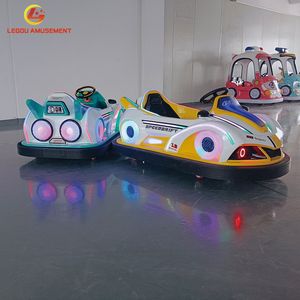 Voitures tamponneuses électriques <span class=keywords><strong>de</strong></span> vente chaude pour des enfants pour le parc d'attractions d'intérieur/extérieur emploient le jouet en métal à piles dérivant l'amusement! Ding jin - Product Image 4