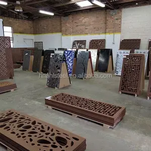 Gerbang Ayunan Pagar Panel Taman Logam Corten Taman Luar Ruangan CNC