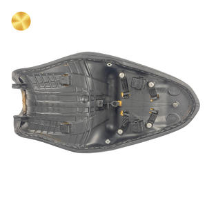 Asiento de motocicleta con diseño novedoso Monster <span class=keywords><strong>1200</strong></span>, asientos de motocicleta de colores personalizados de cuero Premium para <span class=keywords><strong>Ducati</strong></span> Monster 1100 2008-2014 - Product Image 3