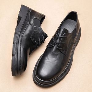 2025 nouvelle mode hommes chaussures en cuir affaires formelles et décontractées hauteur augmentant avec des semelles épaisses et bout fermé - Product Image 3