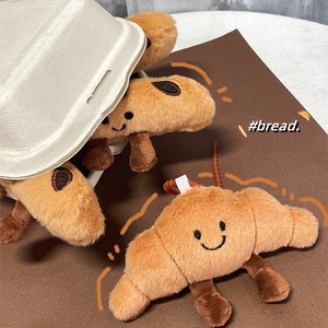 Portachiavi con bambola di peluche a forma di croissant e baguette, simpatico ciondolo divertente per borsa e auto - Product Image 1