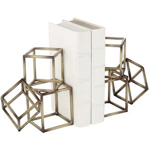 Ensemble de 2 serre-livres géométriques modernes en métal, supports décoratifs en forme de cube pour étagères, bureau, maison, finition dorée - Product Image 1