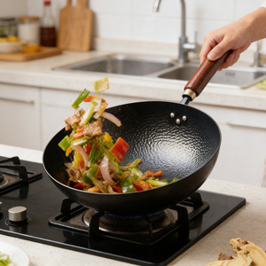 Zhangqiu Craft Hammered Iron Wok 32Cm Non Coating For Gas Stove Cooking - Product Image 4