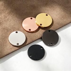 Étiquettes rondes en métal découpées au laser, plaquées or, or rose, argent, noir pour accessoires vestimentaires - Product Image 4
