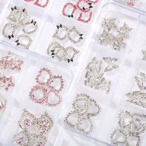 Breloques 3D en alliage pour ongles, décorations métalliques Kawaii Chat, Papillon, Cœur, Lèvres, Planète pour Nail Art - Product Image 4