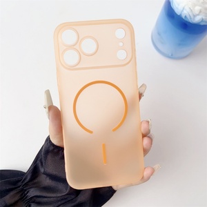 เคสโทรศัพท์แม่เหล็กสีลูกกวาดแบบด้านเนื้อนุ่ม โปร่งใส สำหรับ iPhone 16 17 14 12 13 15 Pro Max 16 Plus  พร้อมกันชนซิลิโคน - Product Image 3