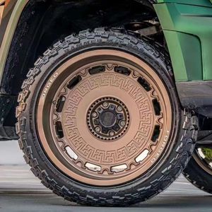 Nouvelles Jantes Tout-Terrain en Aluminium Forgé 6061 Brillant à Concavité Profonde, Vente Chaude Usine, Personnalisables 5 ou 6 Trous, 17-23 Pouces, pour <span class=keywords><strong>SUV</strong></span> <span class=keywords><strong>4x4</strong></span>, 40mm 30mm - Product Image 1