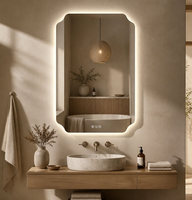 Miroir de salle de bain LED rétroéclairé rectangulaire irrégulier moderne avec bord doux pour coiffeuse, décoration maison et hôtel