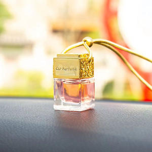 Diffuseur d'huiles essentielles pour voiture en verre, désodorisant par évaporation naturelle, ornement suspendu, sans électricité requise - Product Image 4