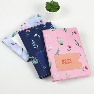 Agenda personnalisable pour filles 2027, agenda quotidien mignon et élégant, carnet de poche rose A5, agenda annuel de 365 jours en anglais - Product Image 4