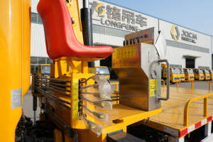 FAW Jiefang Vehículo de trabajo aéreo multifuncional Diseño avanzado Camión de cubo elevador de 30m para múltiples usos - Product Image 4