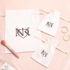 Petits sacs en coton et lin blancs crémeux avec cordon de serrage, sacs cadeaux en lin français pour bijoux - Product Image 5
