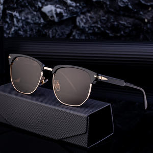 Gafas de Sol Polarizadas con Marco Cuadrado para Hombre Dl-D6376, Lentes de PC Negras con Protección UV400, Gafas de Sol para Exteriores - Product Image 2