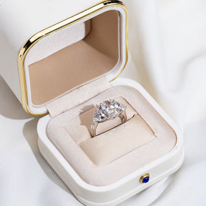 Anillo de Diamante Cultivado en Laboratorio de Oro Blanco PT950 MSR-2057 de Messi Jewelry para Mujer - Product Image 5