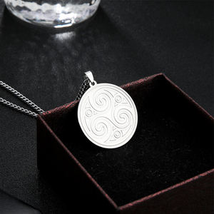 Collar de Hombre de Acero Inoxidable con Colgante de Amuleto con Símbolo de Triskelión de Triple Hélice, Talismán Herético de <span class=keywords><strong>Magia</strong></span> Oculta - Product Image 6